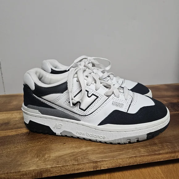 Kids New Balance 550 White/Black Rain Cloud Boys Size 4 Athletic Basketball Shoe - Picture 5 of 8